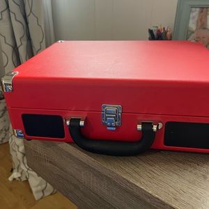 Victrola record player